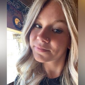 Meet your Posher, Hailie